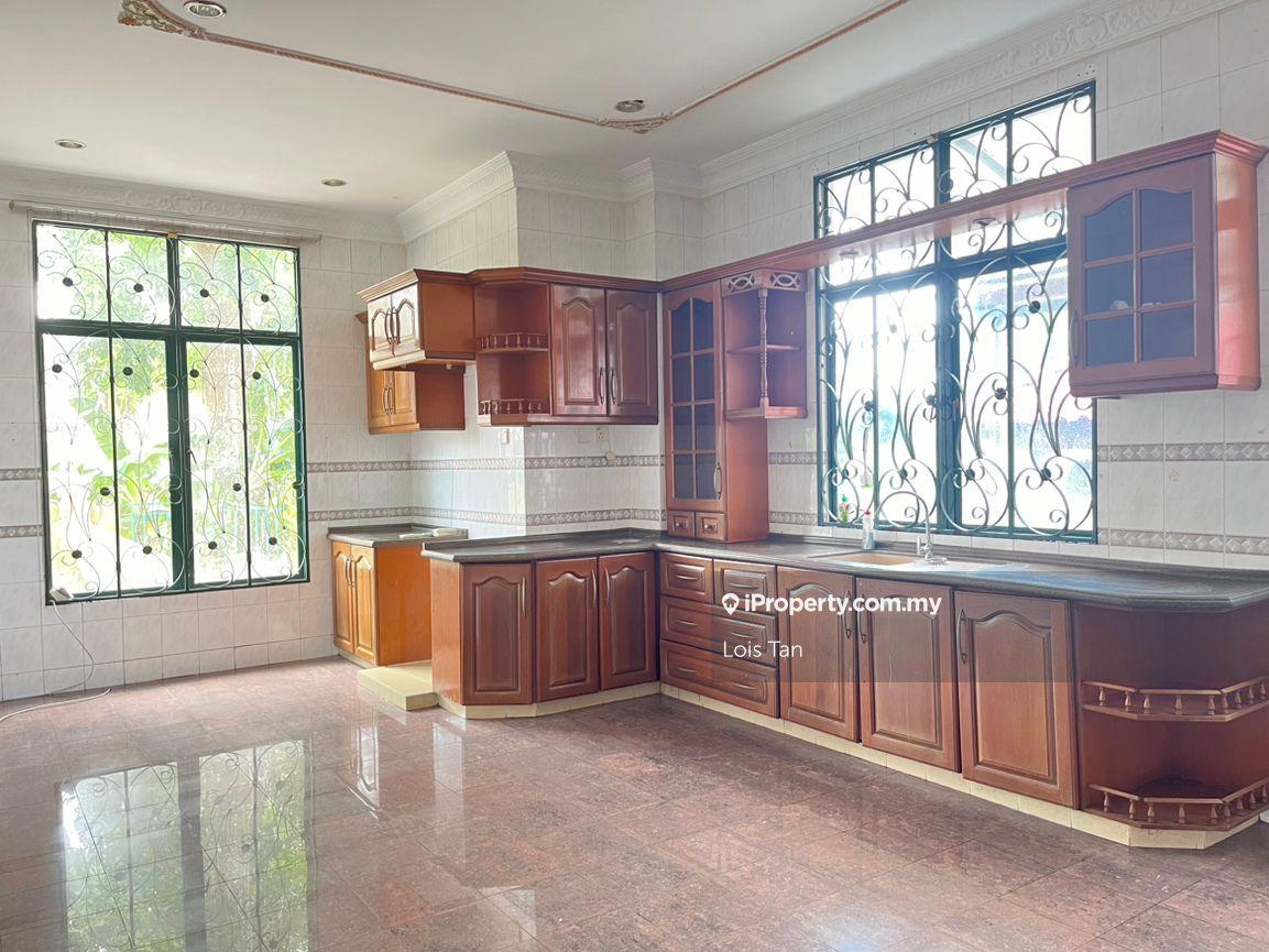 Bungalow House for Sale in Kota Kemuning, Shah Alam by Lois Tan - iProperty.com.my