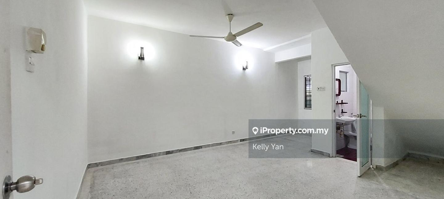 Townhouse for Sale in Pandan Indah, Ampang by Kelly Yan Kai Lit - iProperty.com.my