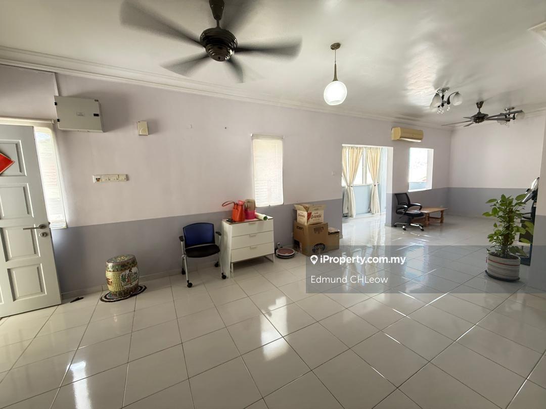 Townhouse for Sale in Taman Amansiara, Rawang by Edmund CHLeow - iProperty.com.my