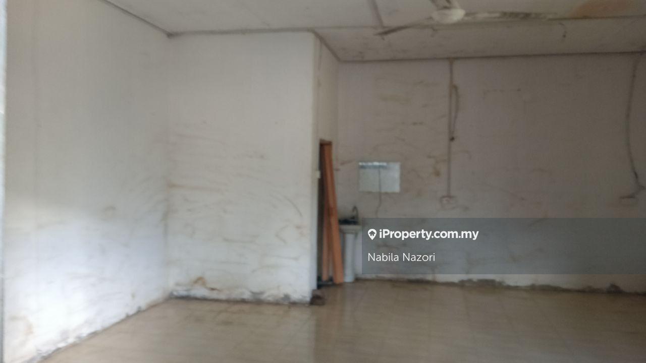 Gudang untuk Disewa di Pasir Puteh, Kelantan oleh Nabila Nazori - iProperty.com.my