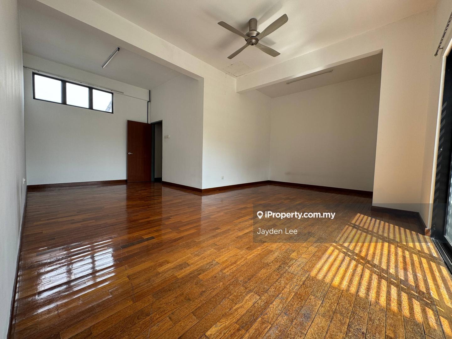 Rumah Berangkai 2.5 Tingkat untuk Dijual di Bandar Puteri Puchong, Puchong oleh Jayden Lee - iProperty.com.my