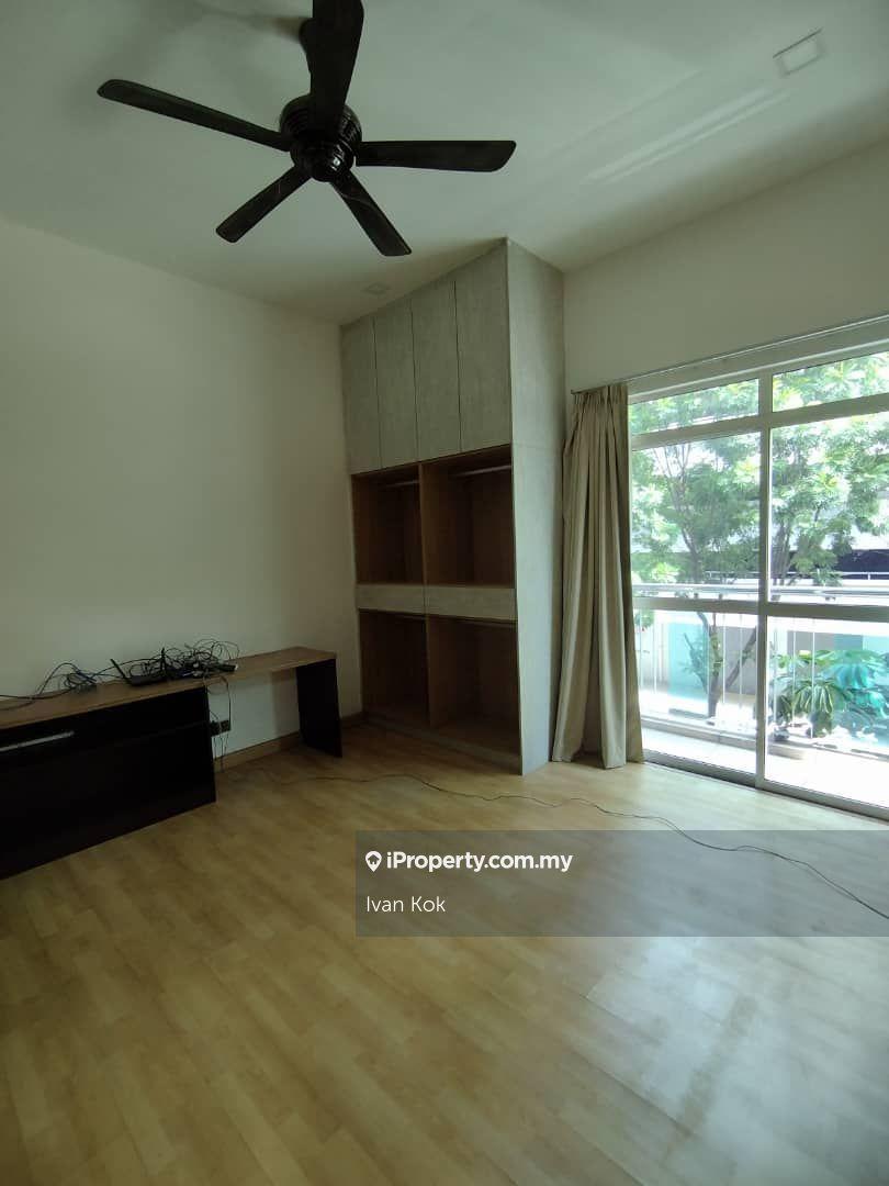 Kondominium untuk Dijual di Amaya Saujana oleh Ivan Kok - iProperty.com.my