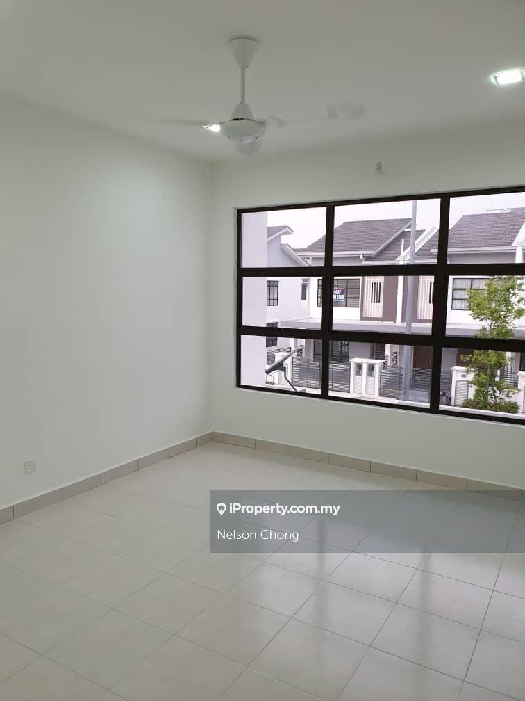 Rumah Berangkai 2 Tingkat untuk Dijual di Cradelton Eco Majestic, Semenyih 22x75 Ecohill, Semenyih oleh Nelson Chong - iProperty.com.my