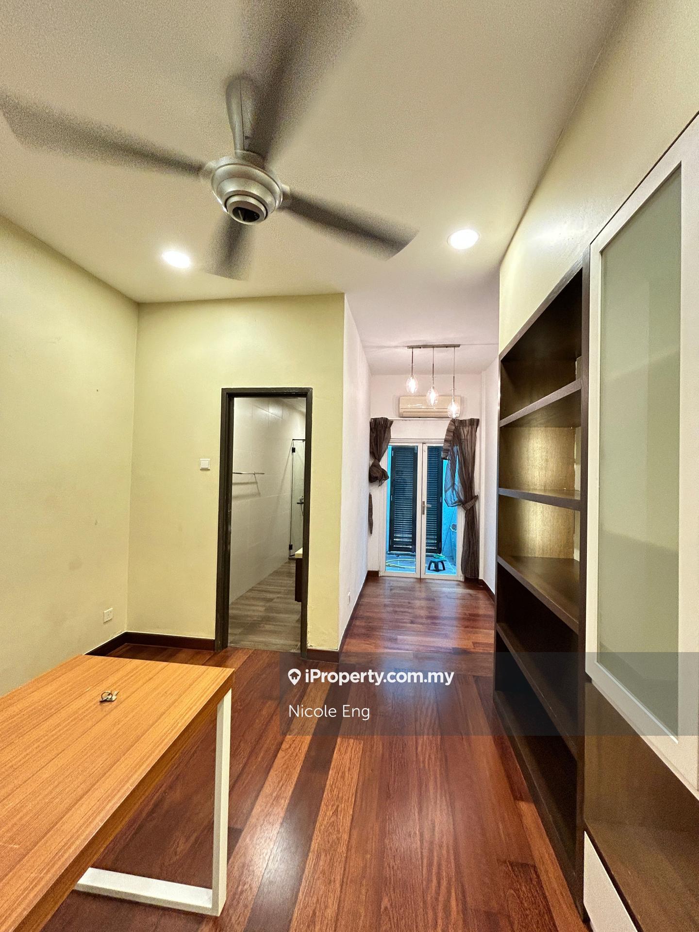 Rumah Berangkai 2 Tingkat untuk Disewa di Kota Kemuning, Shah Alam oleh Nicole Eng - iProperty.com.my