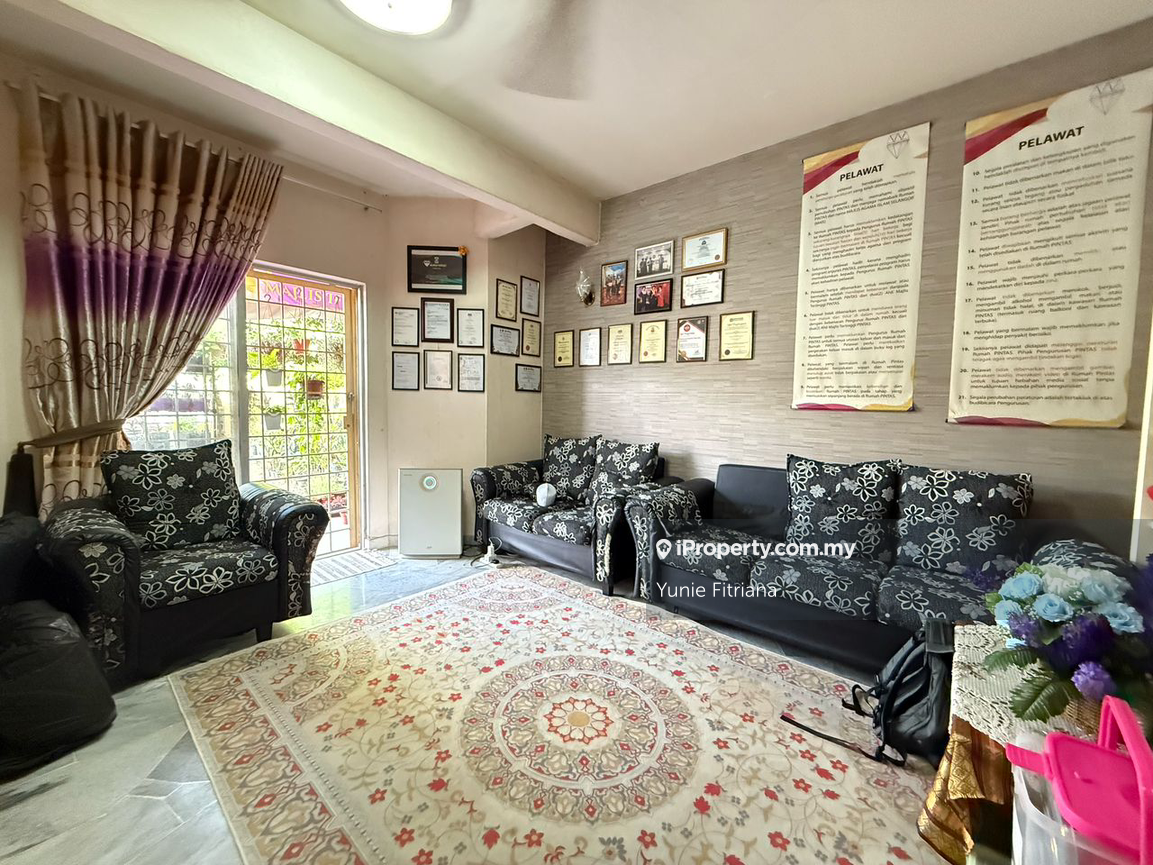 Semi-Detached House for Sale in Taman Impian Gemilang, Kajang by Yunie Fitriana - iProperty.com.my