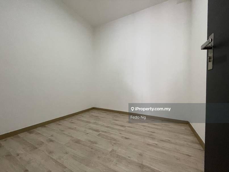 Residensi Servis untuk Dijual di Emporis oleh Fedo Ng - iProperty.com.my