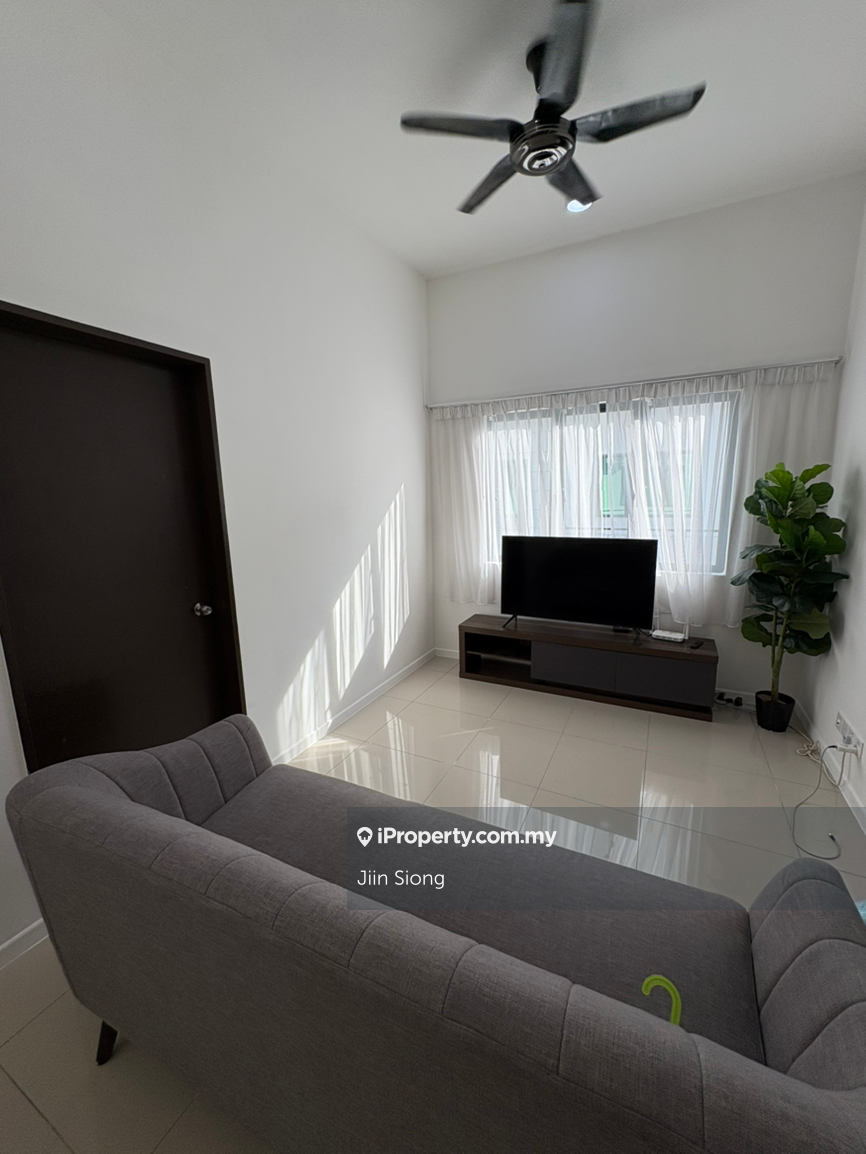 Rumah Teres untuk Dijual di Villa Astana @ Kajang, Kajang oleh Jiin Siong - iProperty.com.my