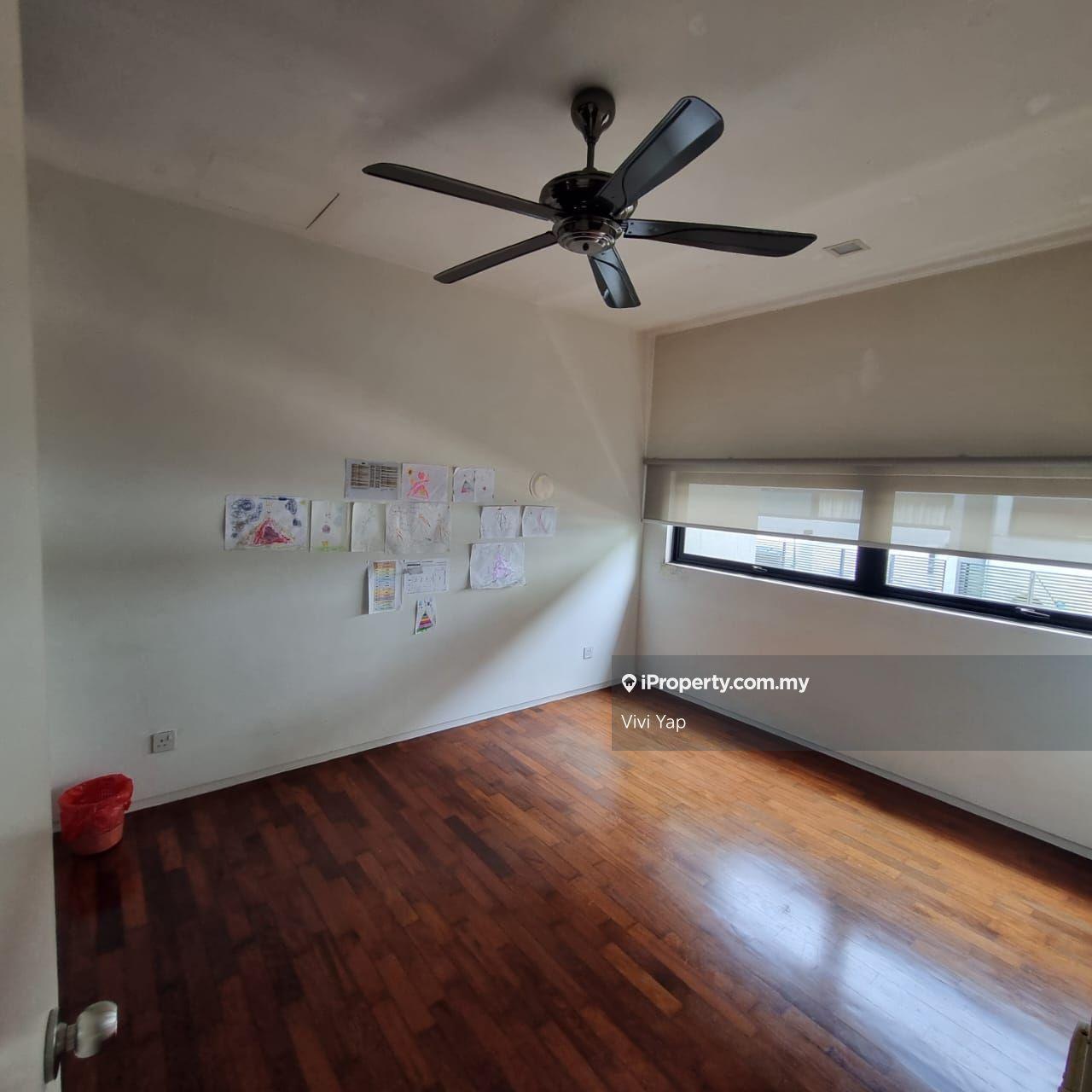 3-storey Terraced House for Sale in Bluconstellation Seri Kembangan, Seri Kembangan by Vivi Yap - iProperty.com.my