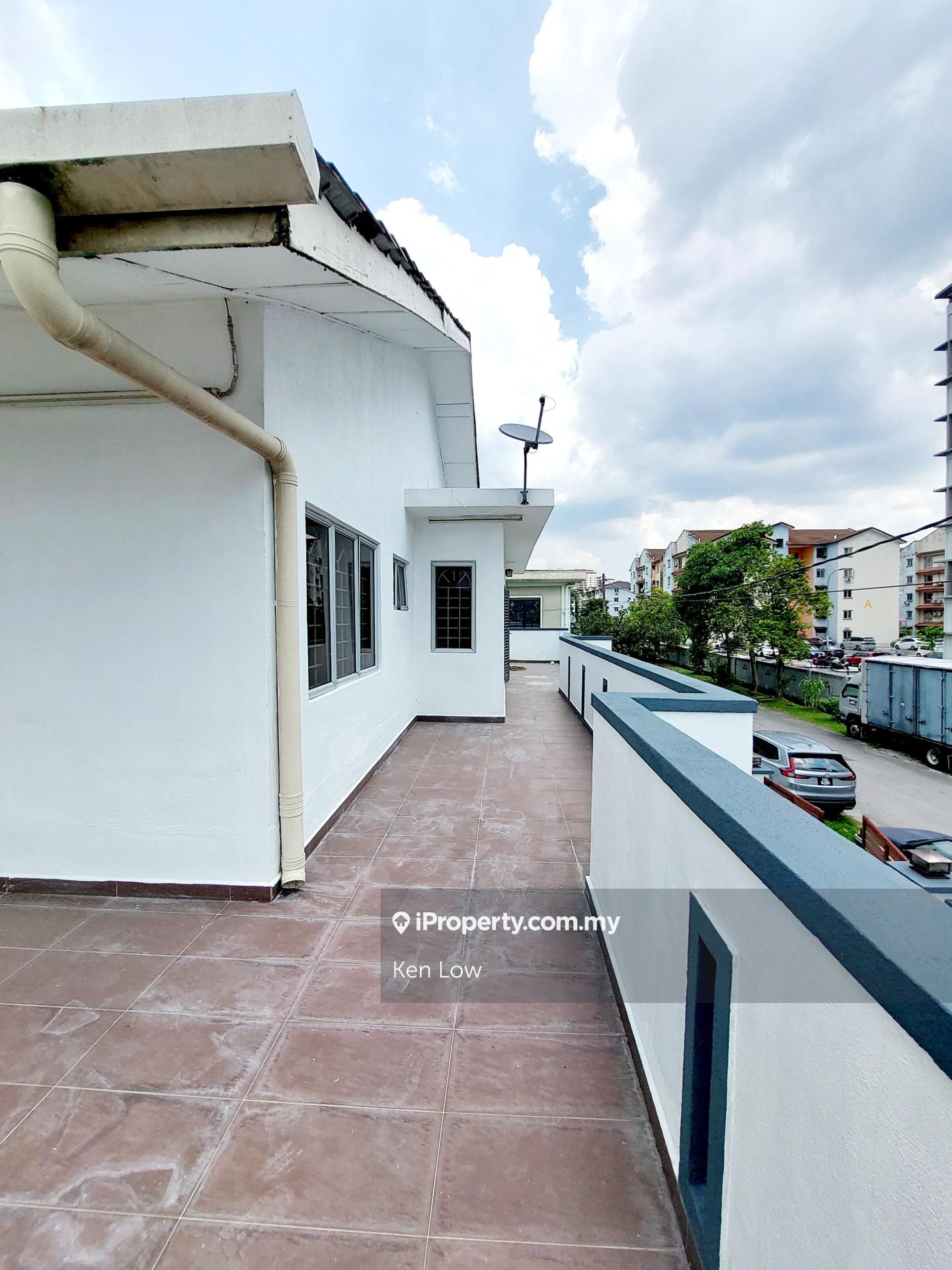 Rumah Berangkai 2 Tingkat untuk Dijual di Bandar Kajang, Kajang oleh Ken Low - iProperty.com.my