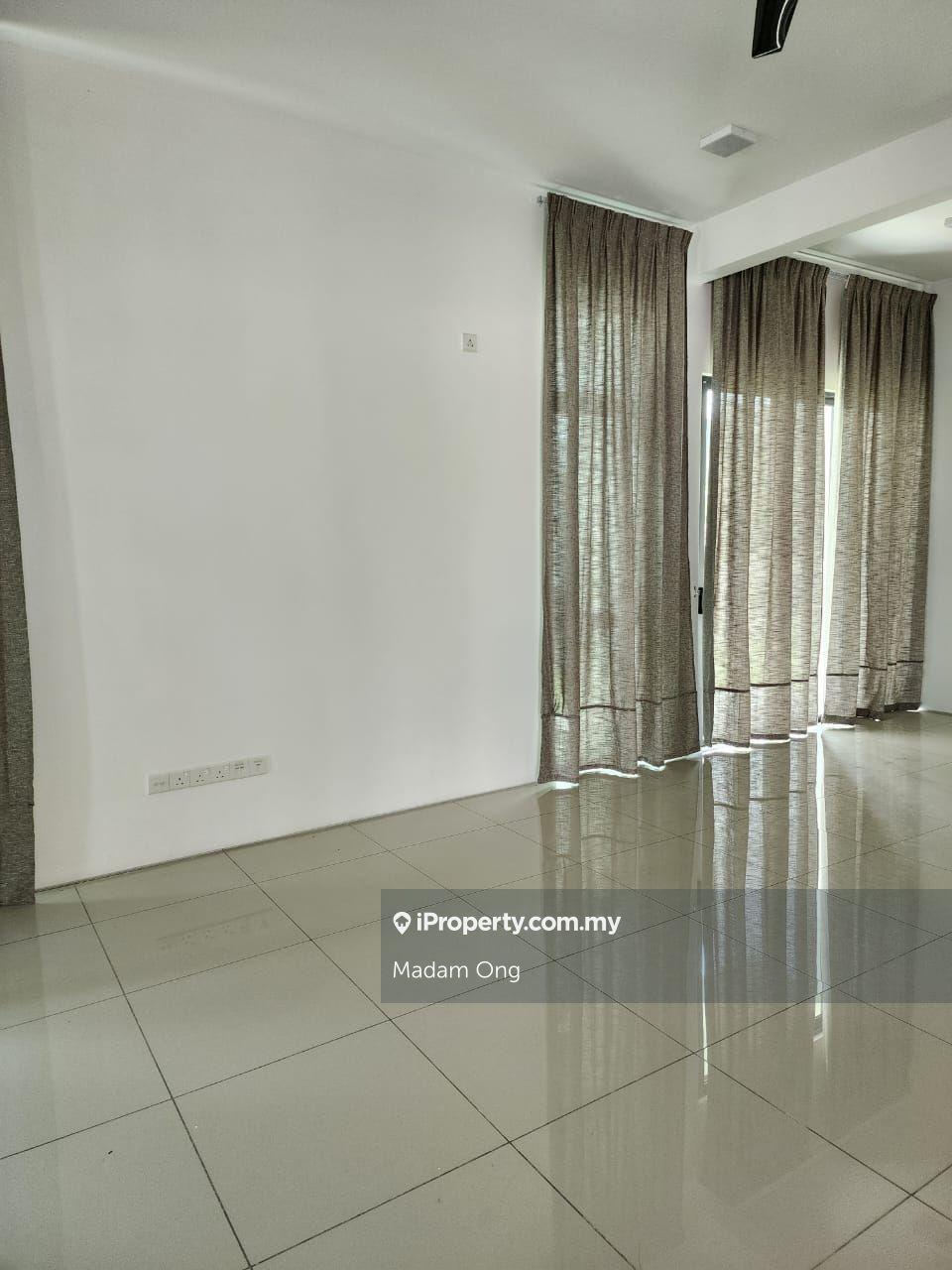 Rumah Berkembar untuk Disewa di Perdana Lakeview East, Cyberjaya oleh Madam Ong - iProperty.com.my