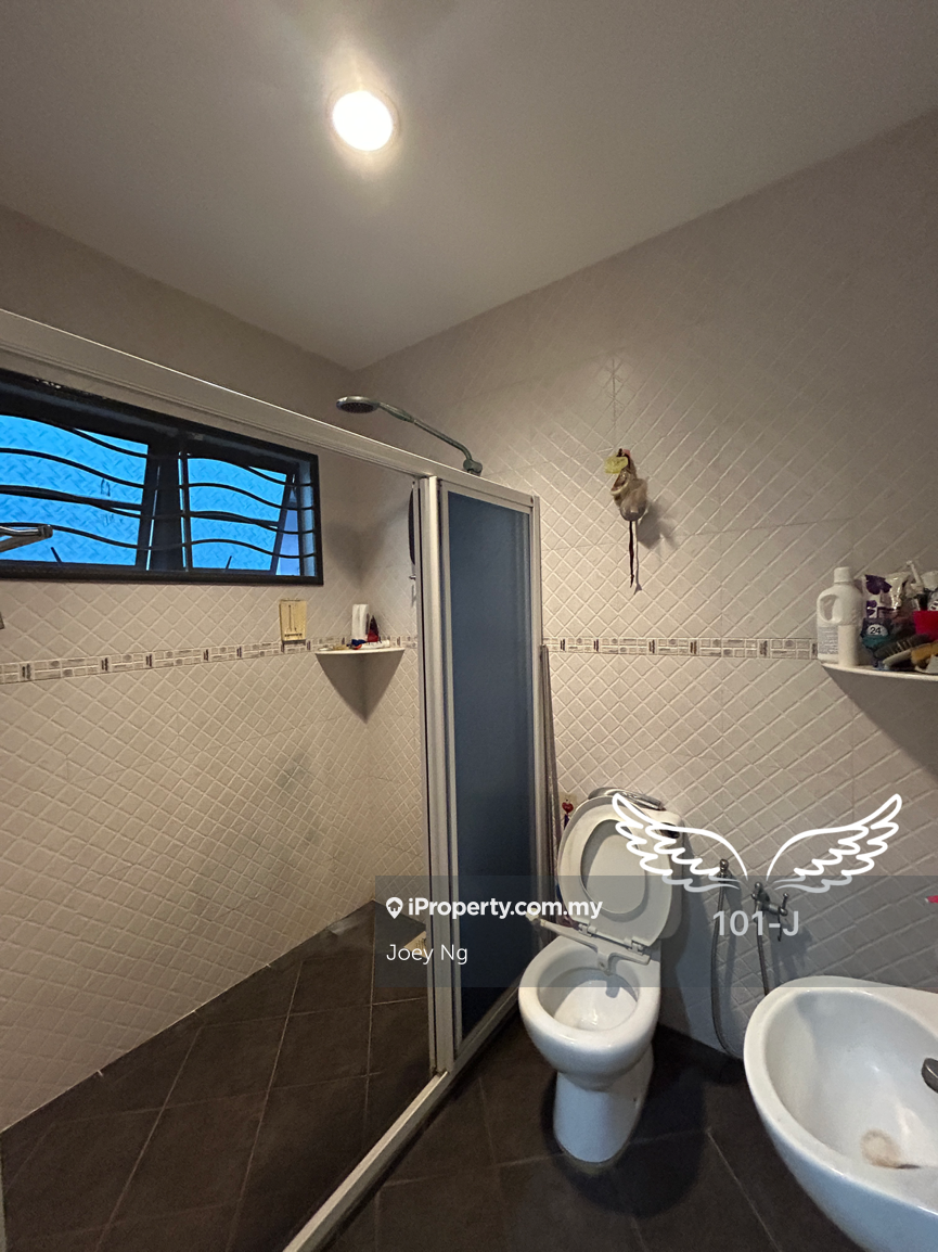 Rumah Berangkai 2 Tingkat untuk Dijual di Bandar Bukit Tinggi 2, Klang oleh Joey Ng - iProperty.com.my