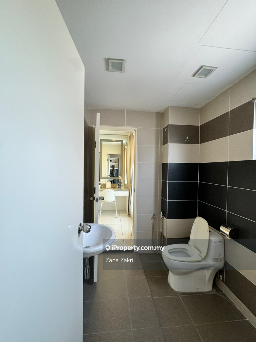 2.5-storey Terraced House for Sale in Serene Residence, Rawang by Zana Zakri - iProperty.com.my