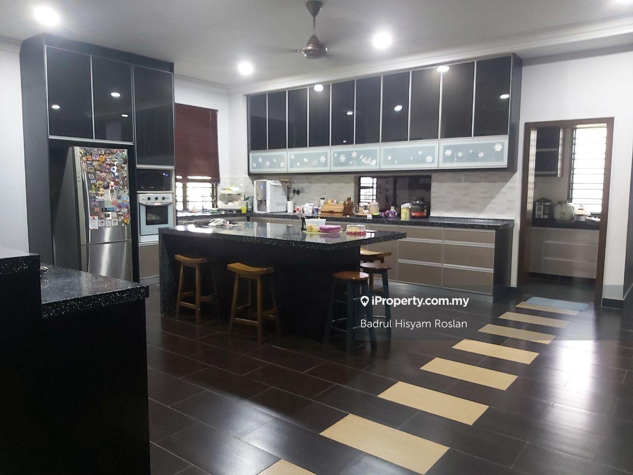 Bungalow House for Sale in Bandar Seri Putra, Bangi by Badrul Hisyam Roslan - iProperty.com.my