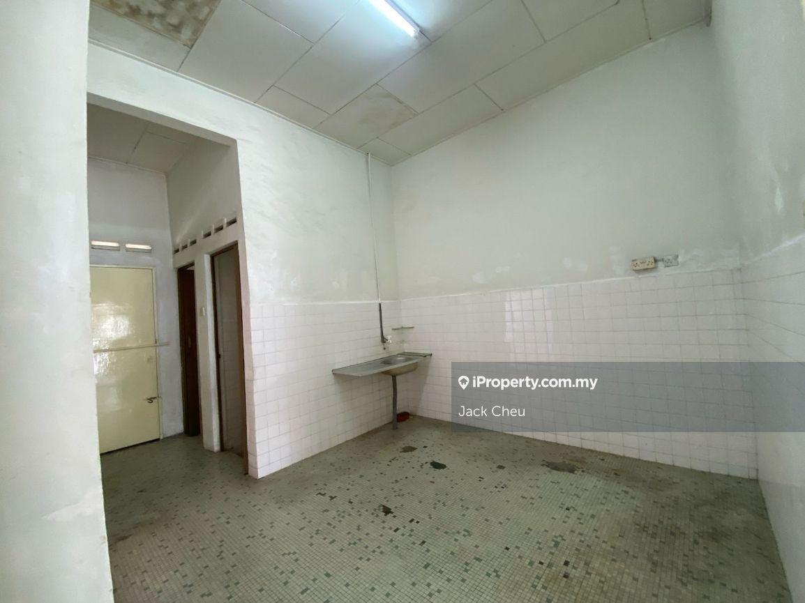 Rumah Berangkai 1 Tingkat untuk Dijual di Taman Pelangi, Johor Bahru oleh Jack Cheu - iProperty.com.my