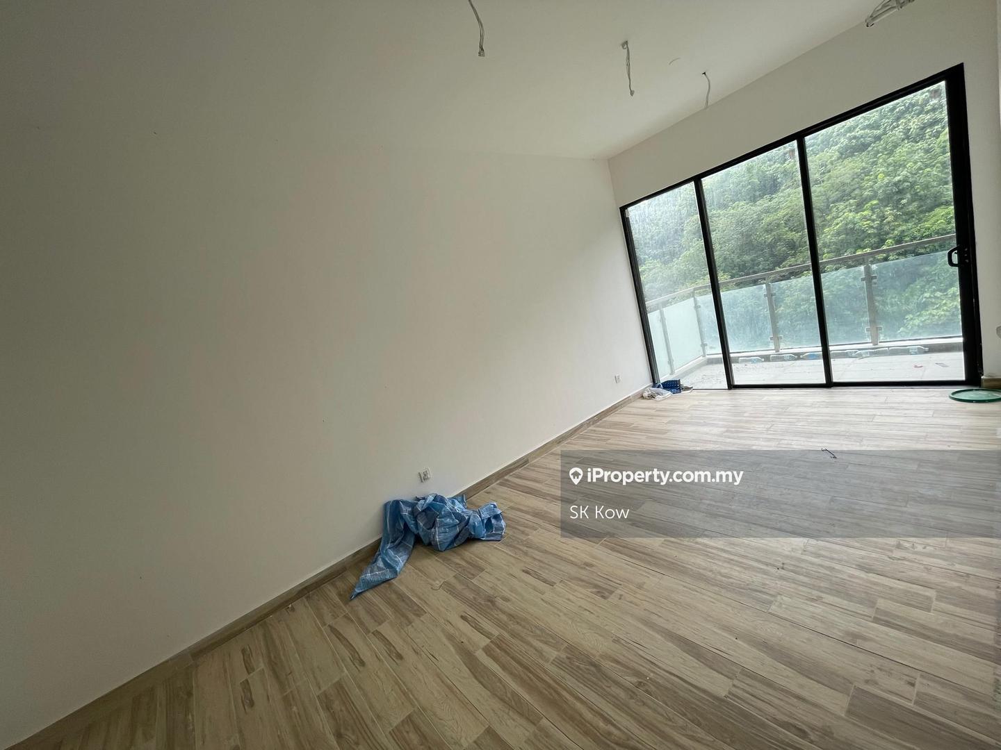 Residensi Servis untuk Dijual di Hampton Height Damansara oleh SK Kow - iProperty.com.my