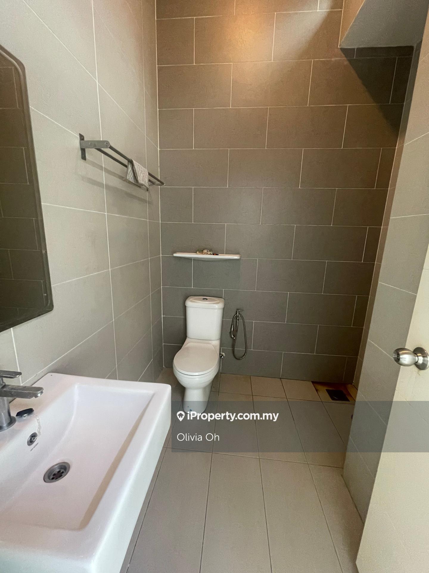 2-storey Terraced House for Rent in Hijayu 3A Dextora, Bandar Sri Sendayan by Olivia Oh - iProperty.com.my