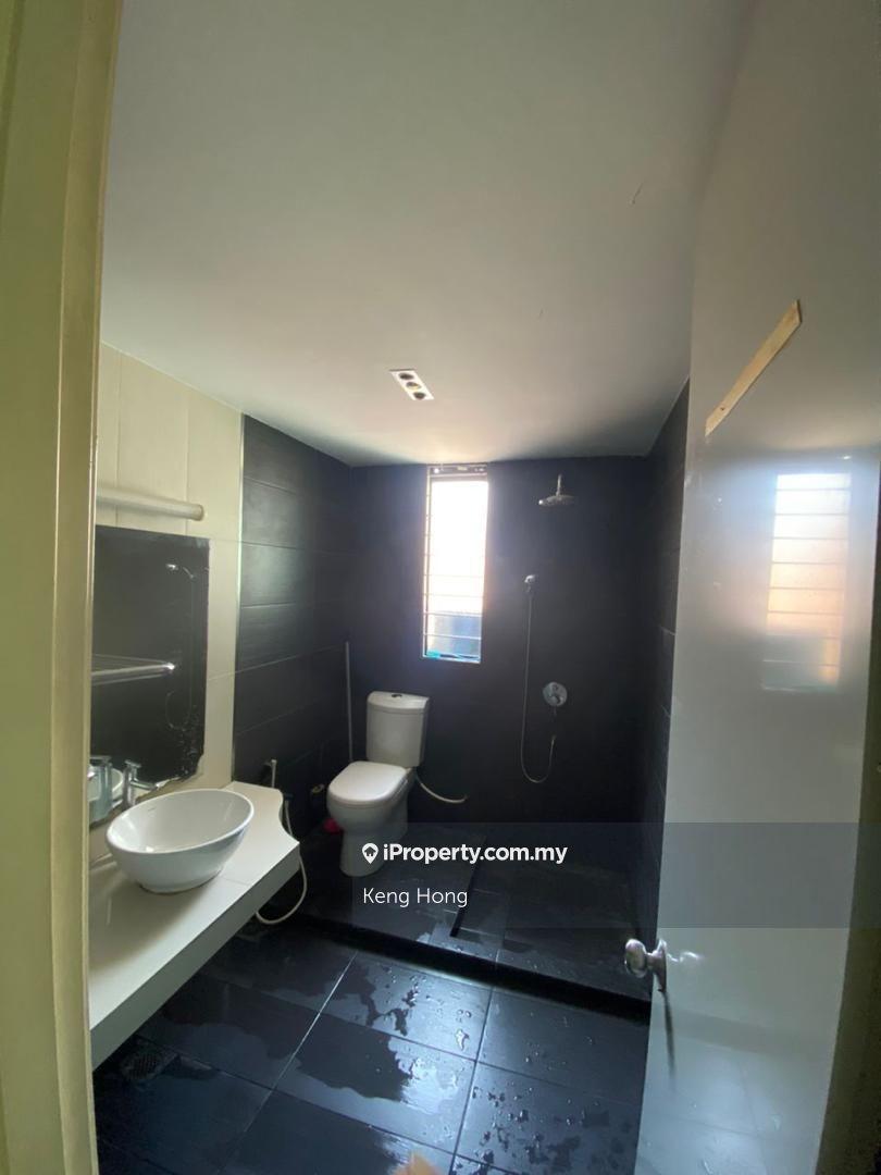 Rumah Berangkai 2.5 Tingkat untuk Dijual di Ampang Saujana, Ampang oleh Keng Hong - iProperty.com.my