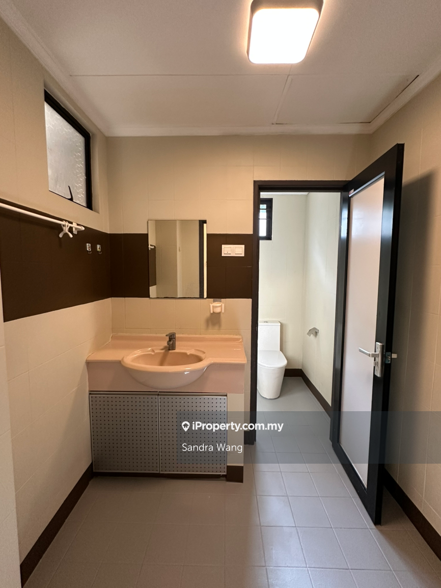 2.5-storey Terraced House for Sale in Bandar Utama 10, Bandar Utama by Sandra Wang - iProperty.com.my