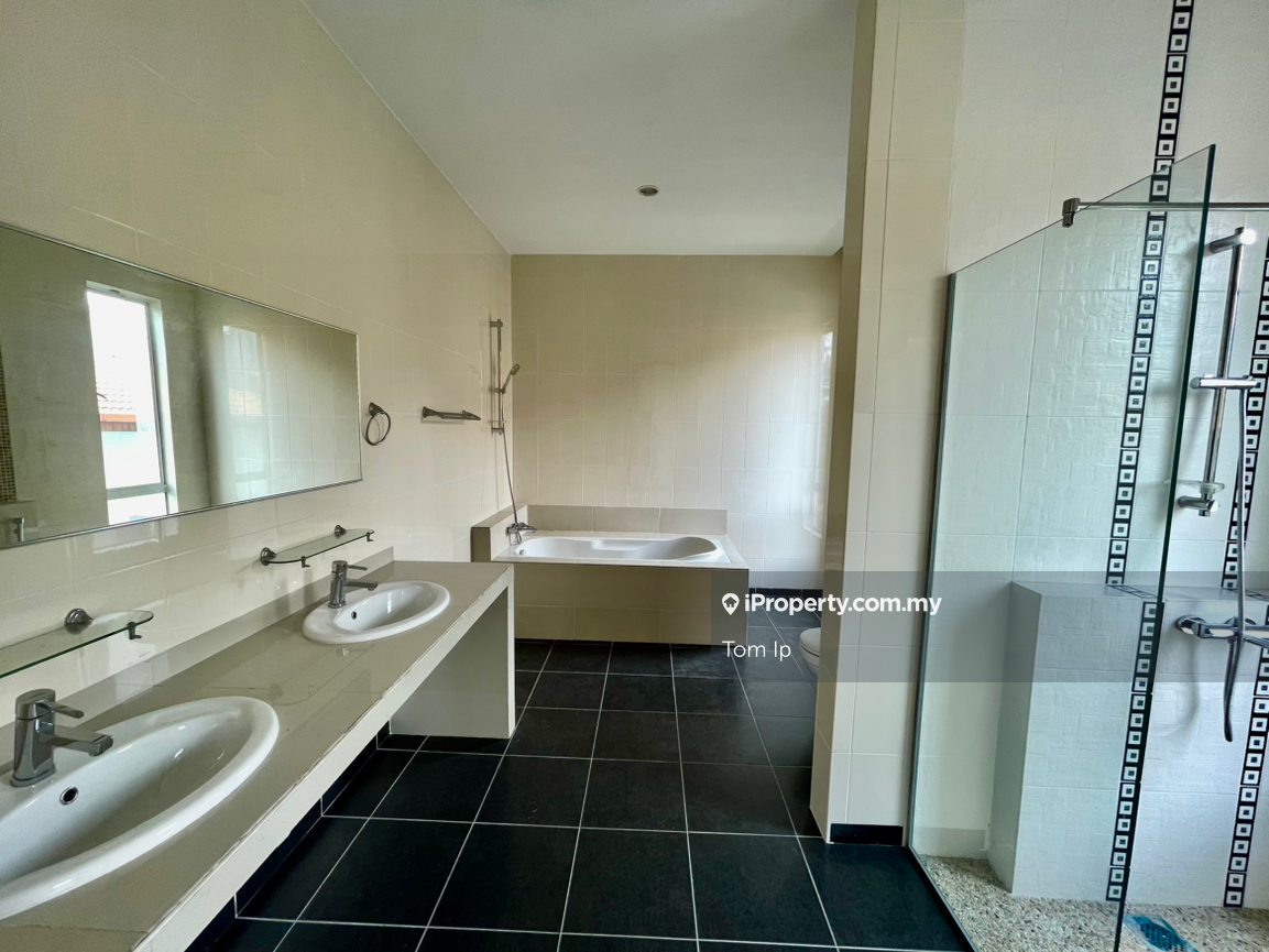 Banglo untuk Dijual di Damansara Heights, Damansara Heights oleh Tom Ip - iProperty.com.my