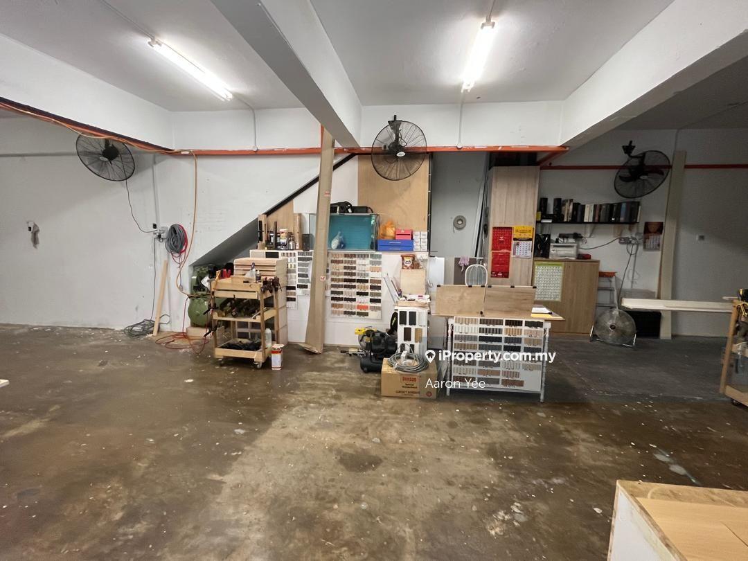 Kedai untuk Dijual di Taman Kajang Utama, Kajang oleh Aaron Yee - iProperty.com.my