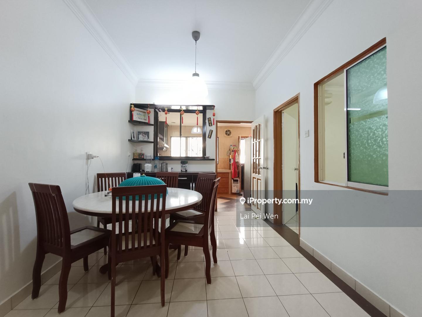 Rumah Berangkai 3 Tingkat untuk Dijual di Taman Megah, Taman Petaling, Kepong Baru, Kepong oleh Lai Pei Wen - iProperty.com.my