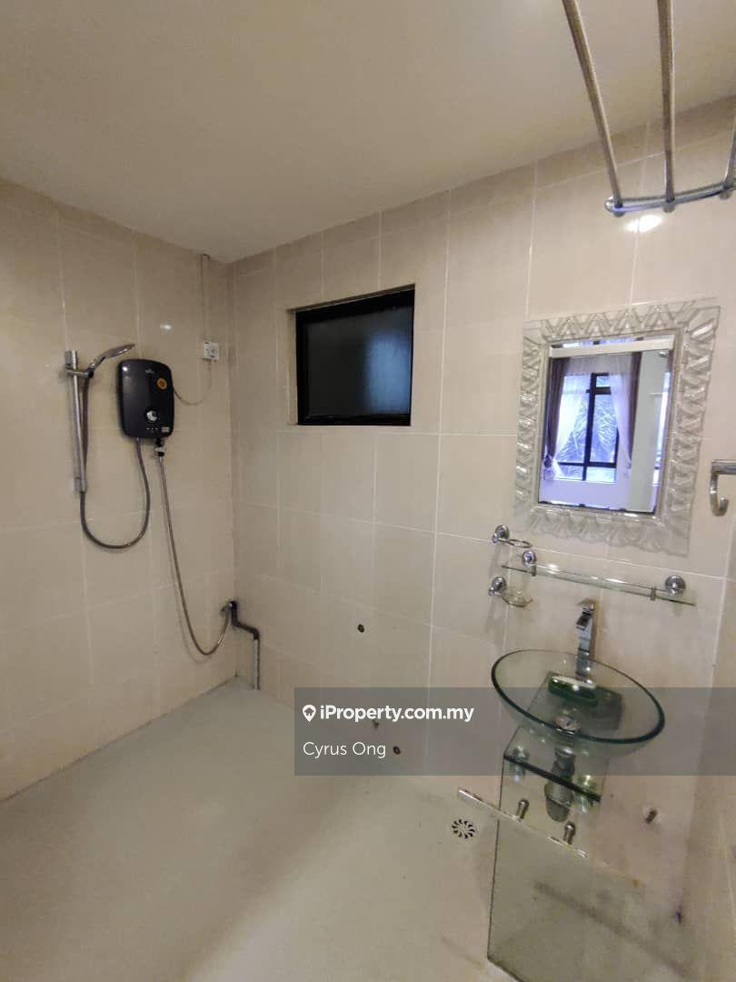 Condominium for Sale in Royal Domain Sri Putramas 2 by Cyrus Ong - iProperty.com.my