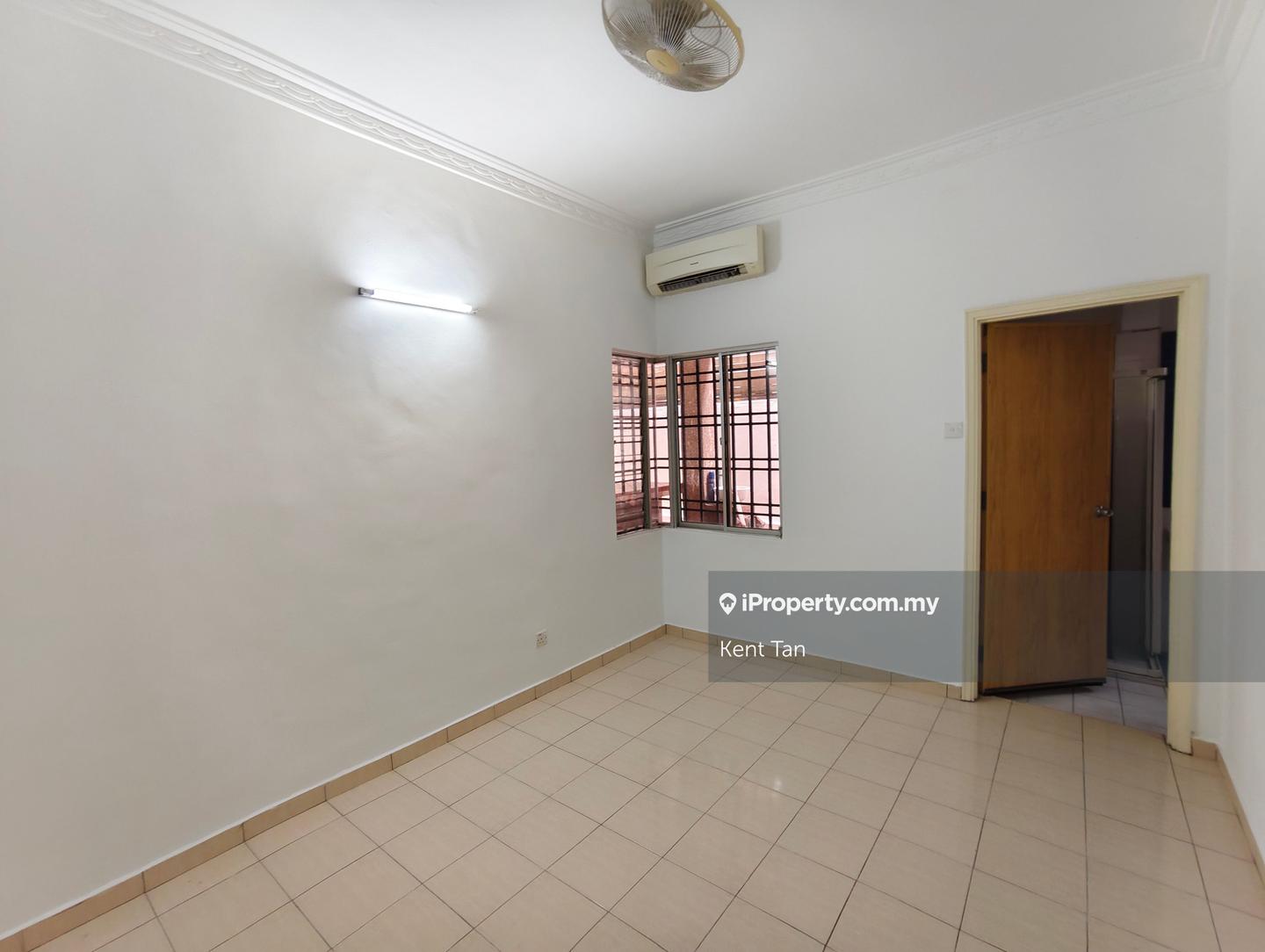 Townhouse for Rent in Taman Equine Park, Seri Kembangan by Kent Tan - iProperty.com.my