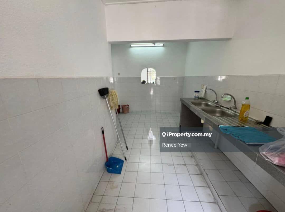1.5-storey Terraced House for Sale in Sri Petaling Zone J,Sri Petaling,Kuala Lumpur, Sri Petaling by Renee Yew - iProperty.com.my