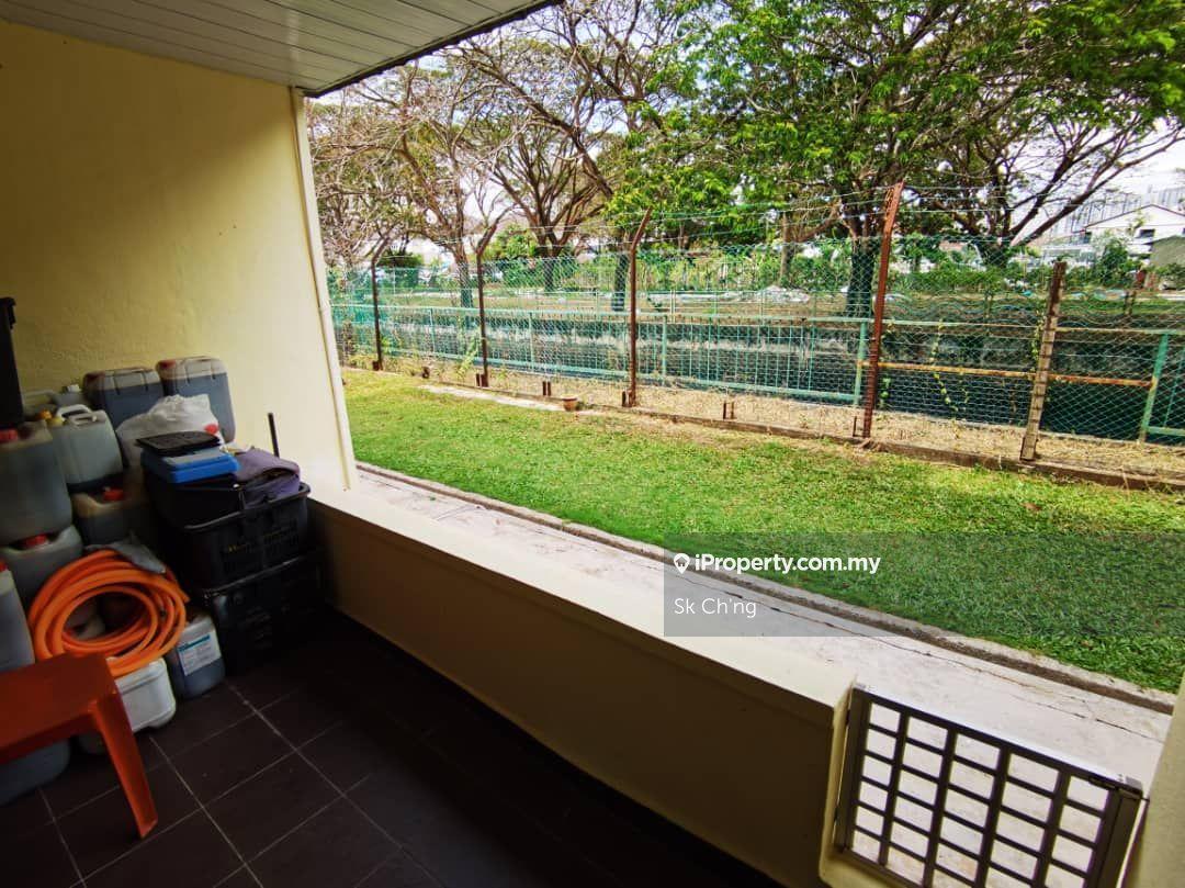 Apartment for Sale in Lavinia Apartments by Sk Ch'ng - iProperty.com.my