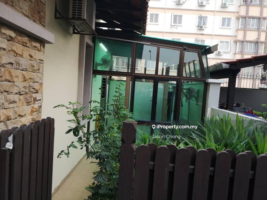 Rumah Berkembar untuk Dijual di Bandar Bukit Tinggi, Klang oleh Jason Chong - iProperty.com.my