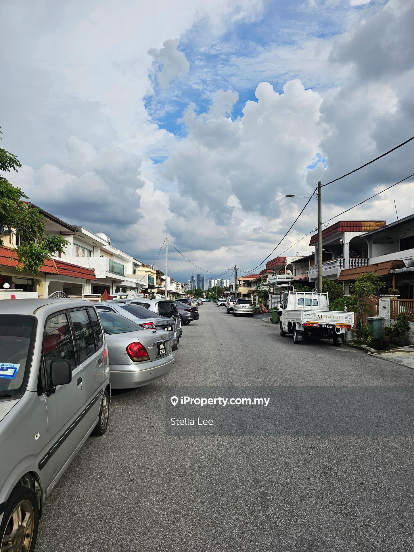 Rumah Berangkai 2 Tingkat untuk Dijual di Taman Kepong, Kepong oleh Stella Lee - iProperty.com.my