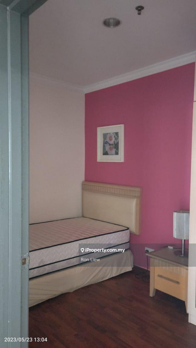 Service Residence for Sale in Holiday Place (D-Villa Residence) by Ron Liew - iProperty.com.my