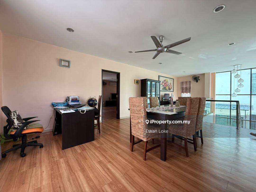 Bungalow House for Sale in Taman Templer Saujana, Rawang by Ethan Loke - iProperty.com.my