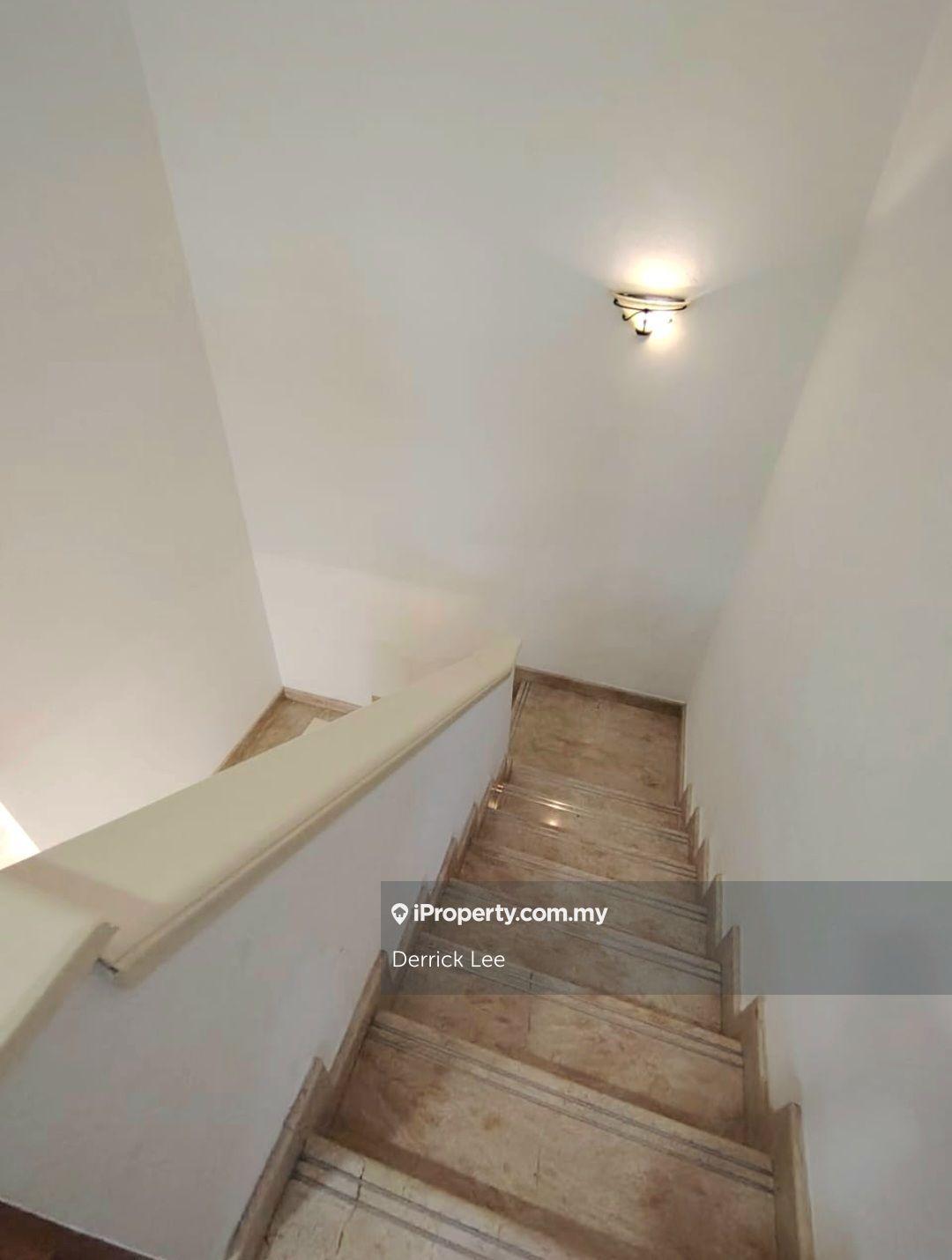 Rumah Berangkai 2 Tingkat untuk Dijual di Usj 20, Subang Jaya oleh Derrick Lee - iProperty.com.my