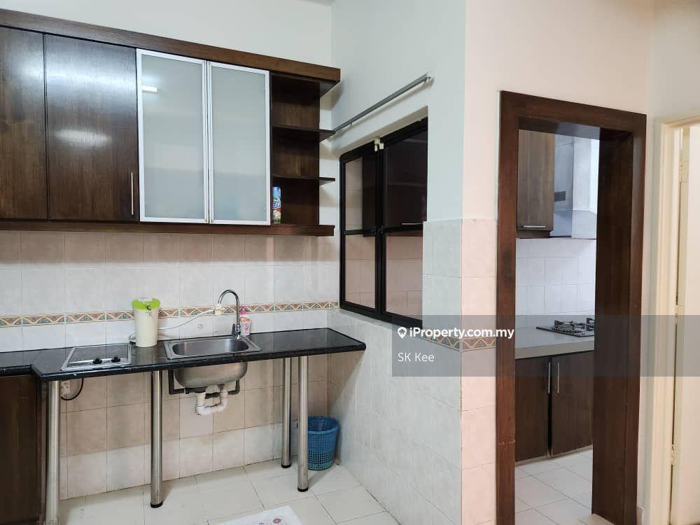 Rumah Berkembar untuk Dijual di BK6B, Bandar Kinrara oleh SK Kee - iProperty.com.my