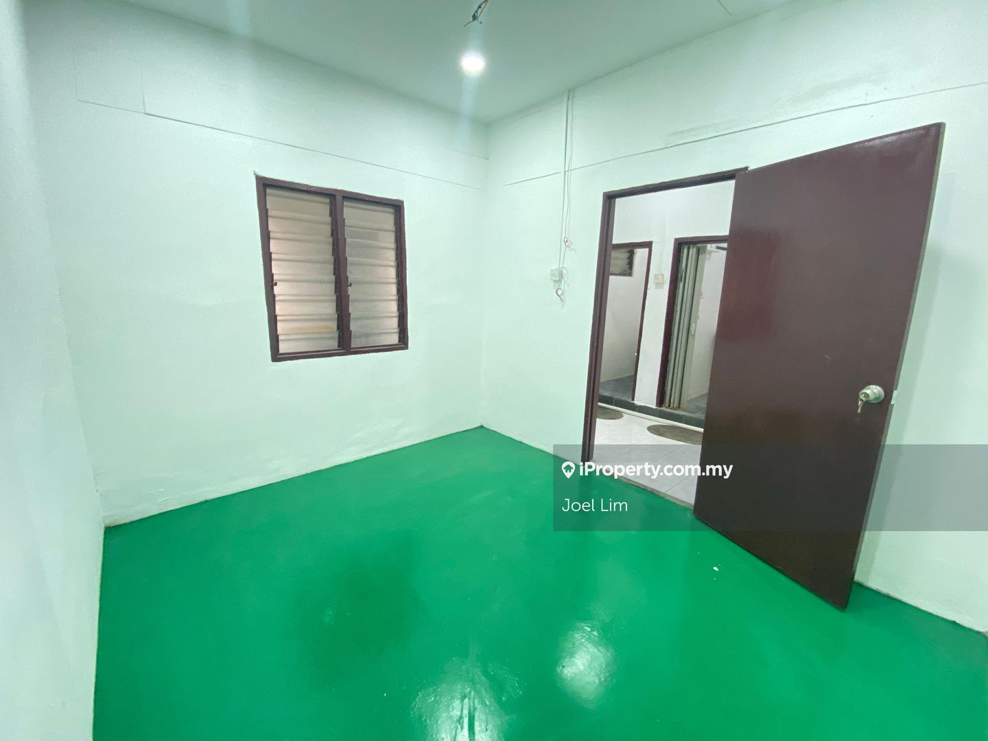 Rumah Berangkai 1 Tingkat untuk Dijual di Kawasan 11, Kampung Idaman, Pelabuhan Klang oleh Joel Lim - iProperty.com.my