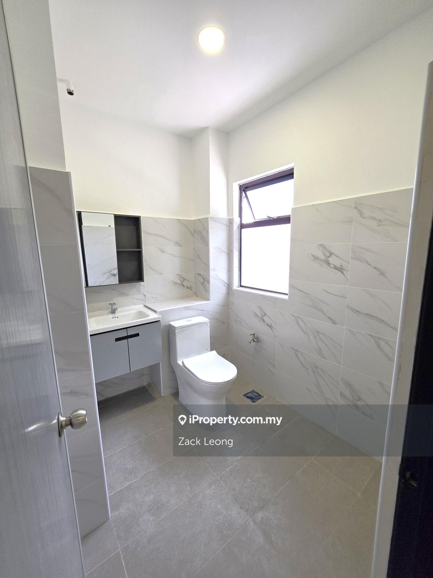 Rumah Berangkai 2 Tingkat untuk Dijual di TAMAN PUCHONG UTAMA, Puchong oleh Zack Leong - iProperty.com.my