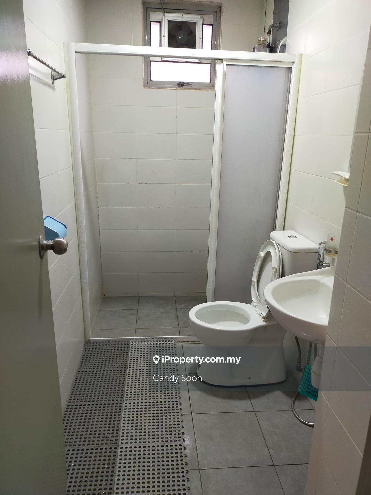 Service Residence for Sale in One South by Candy Soon - iProperty.com.my