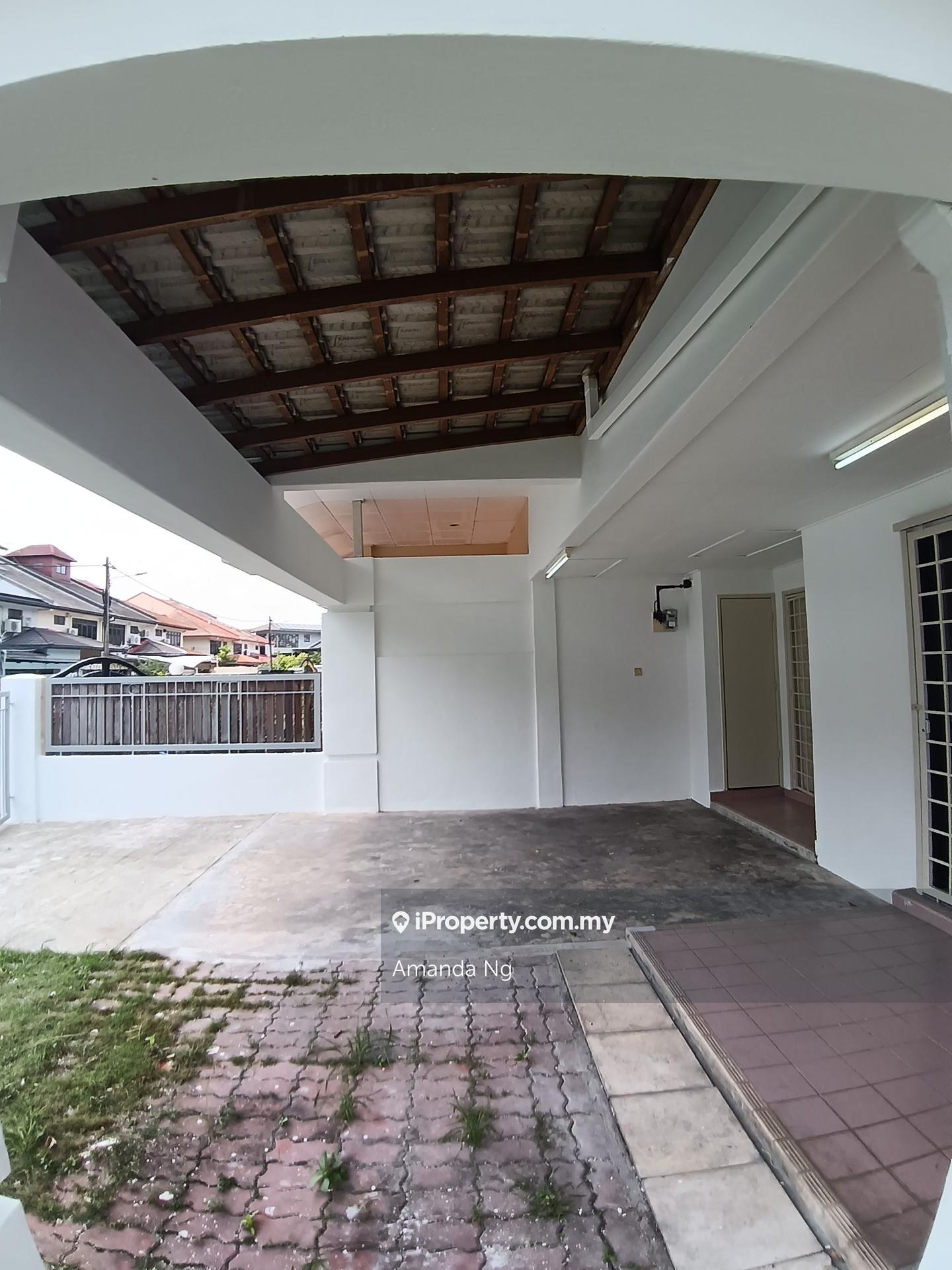 Rumah Berkembar untuk Disewa di Bandar Utama 11, Bandar Utama oleh Amanda Ng - iProperty.com.my