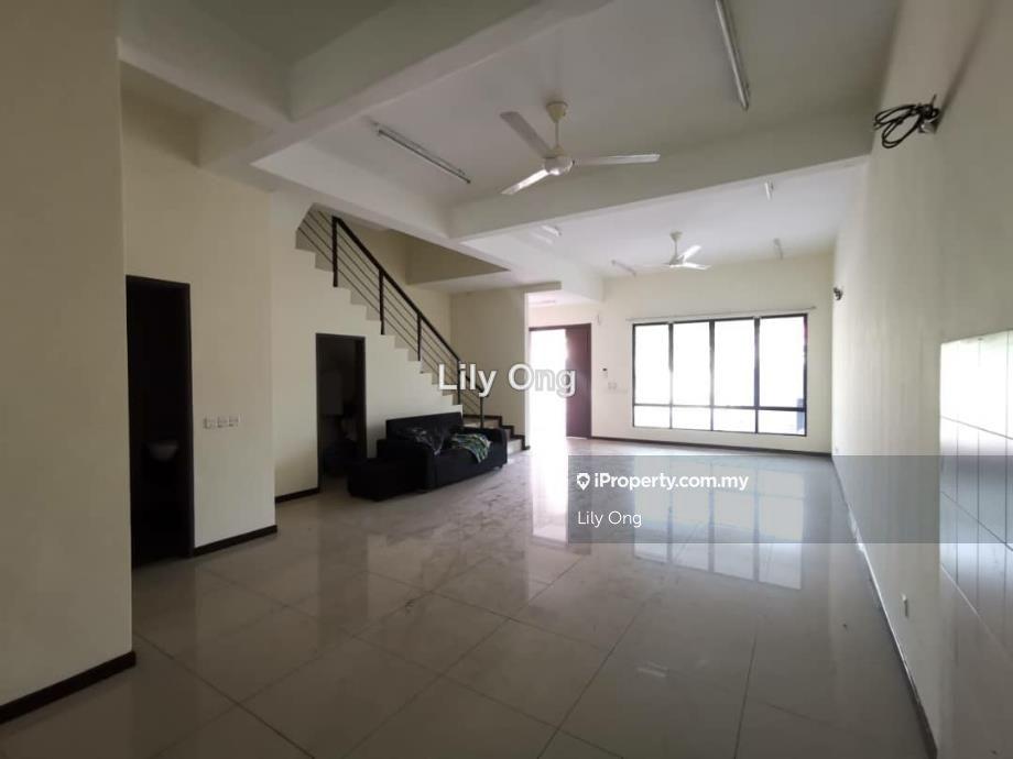 3-storey Terraced House for Sale in SOUTHBAY RESIDENCE, Batu Maung by Lily Ong - iProperty.com.my