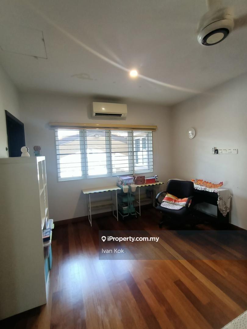 Rumah Berkembar untuk Dijual di SS 21, Damansara Utama, Petaling Jaya oleh Ivan Kok - iProperty.com.my