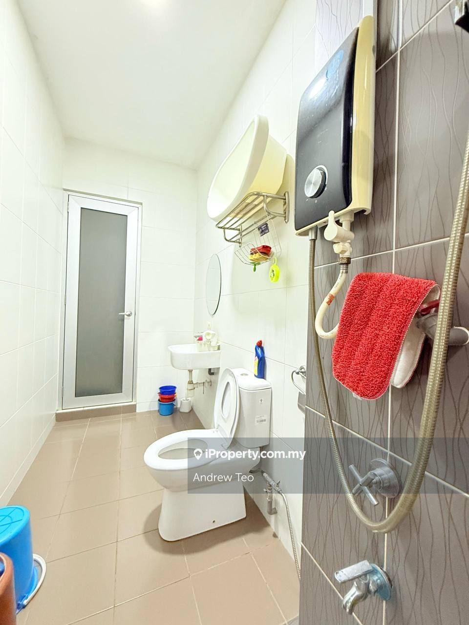 Rumah Berangkai 2 Tingkat untuk Dijual di Taman Sutera, Johor Bahru oleh Andrew Teo - iProperty.com.my