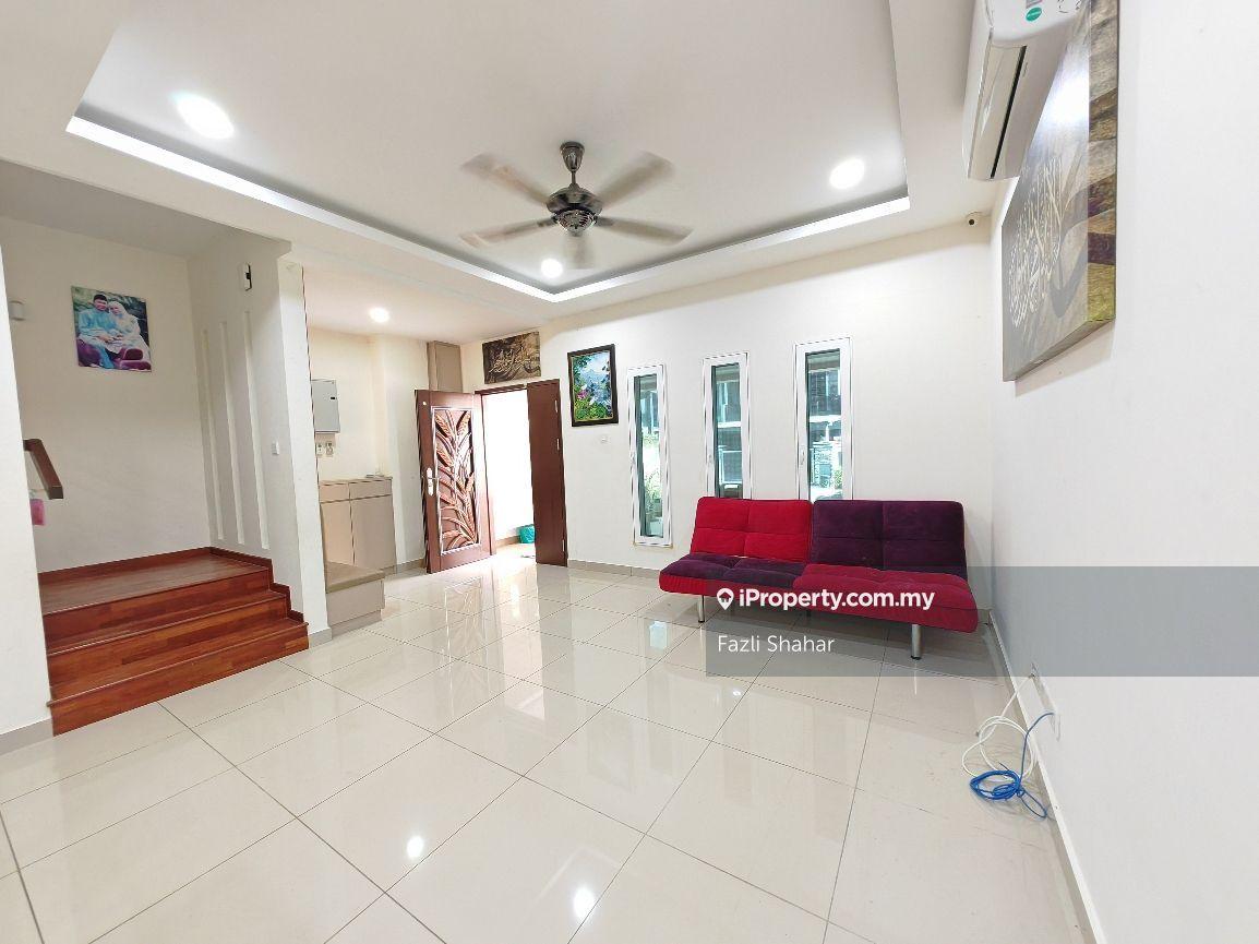 Rumah Berangkai 2.5 Tingkat untuk Dijual di Abadi Heights, Puchong oleh Fazli Shahar - iProperty.com.my