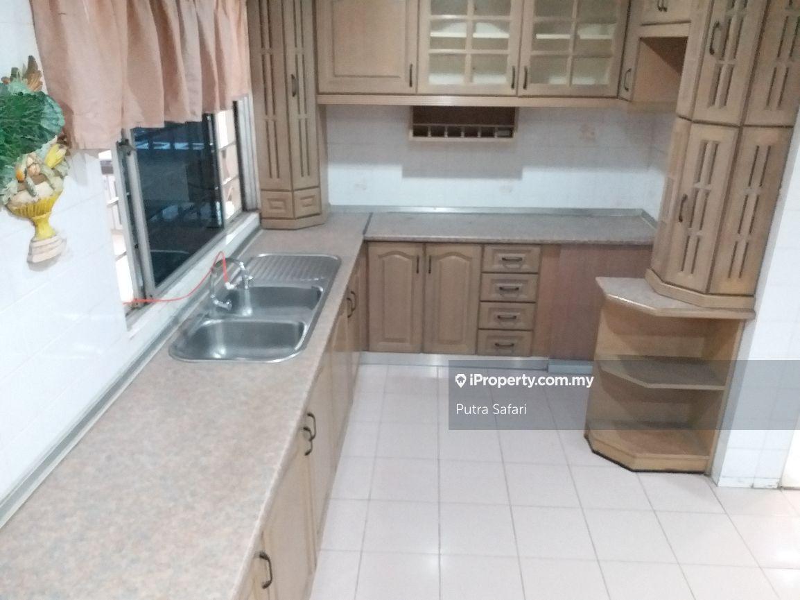 Semi-Detached House for Sale in sek 9, seksyen 9, shah alam, sec 9, section 9, Shah Alam by Putra Safari - iProperty.com.my