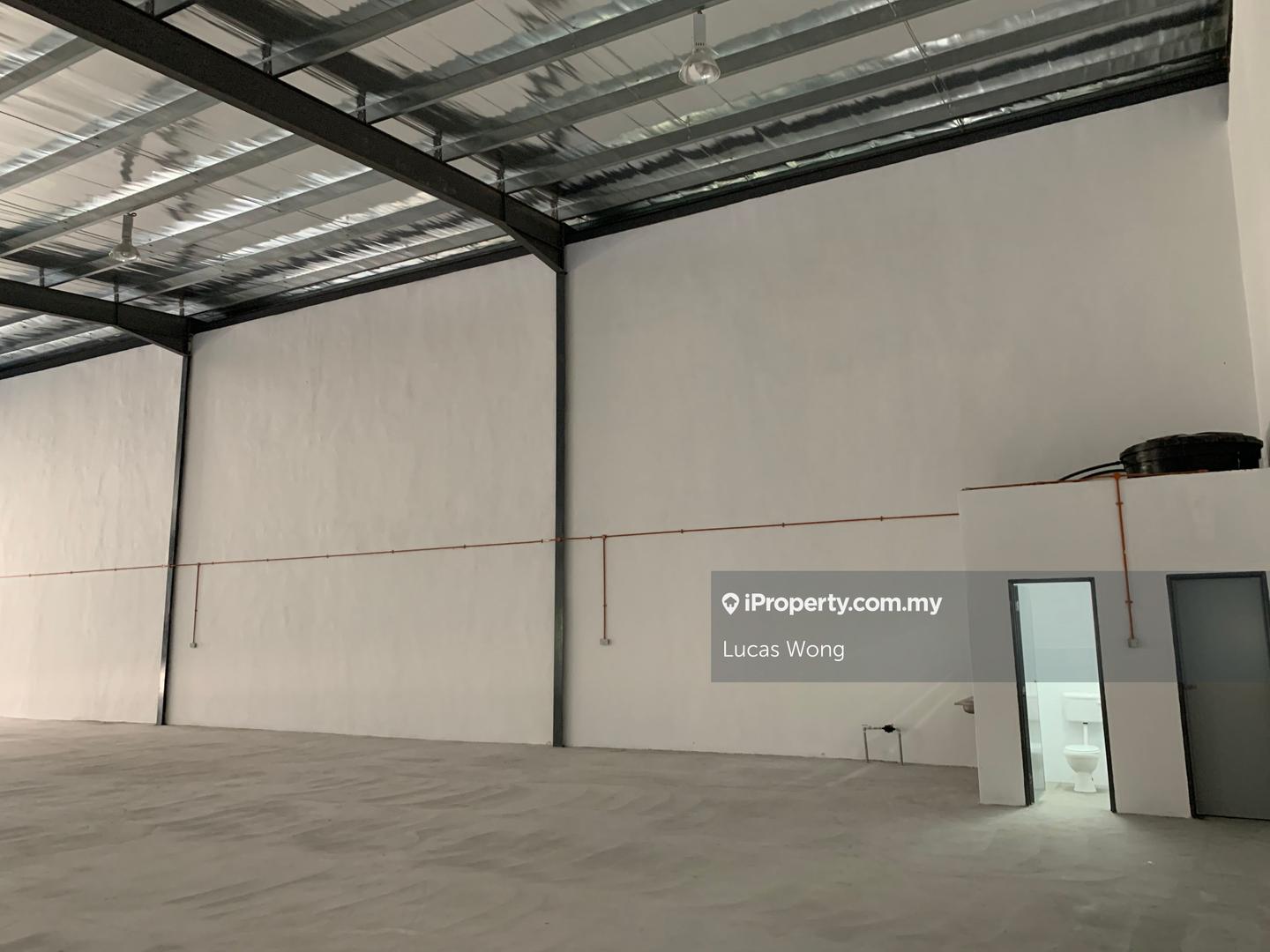 Warehouse for Rent in Sungai Long, Bukit Angkat, Seri Kembangan, Balakong by Lucas Wong - iProperty.com.my