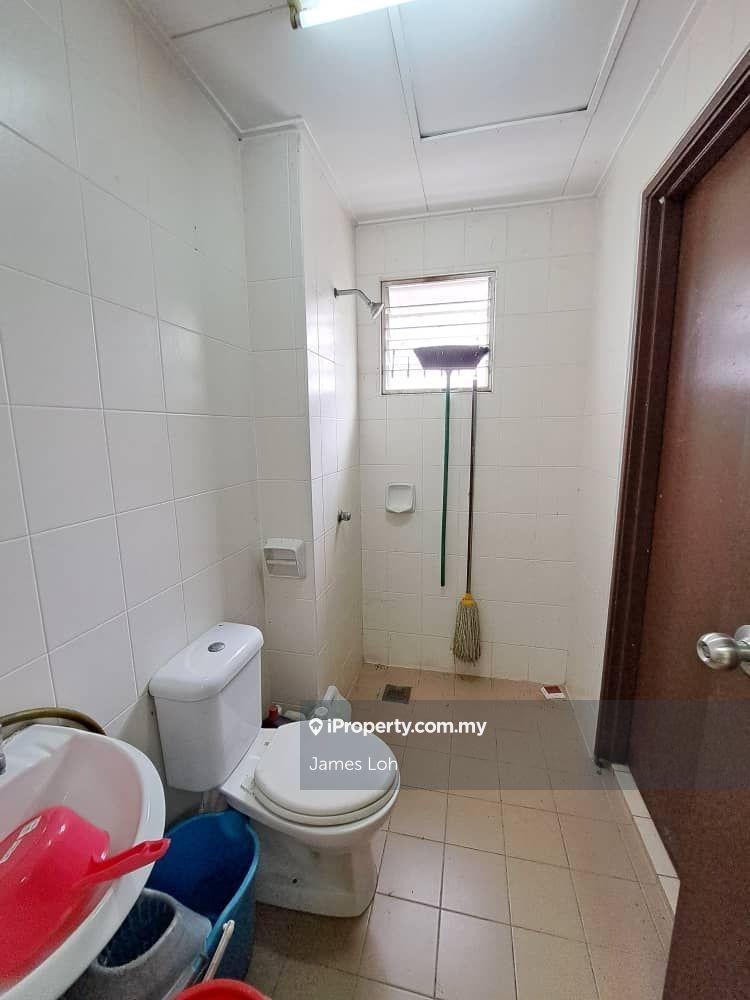 Rumah Berangkai 2 Tingkat untuk Dijual di Kota Kemuning, Shah Alam oleh James Loh - iProperty.com.my