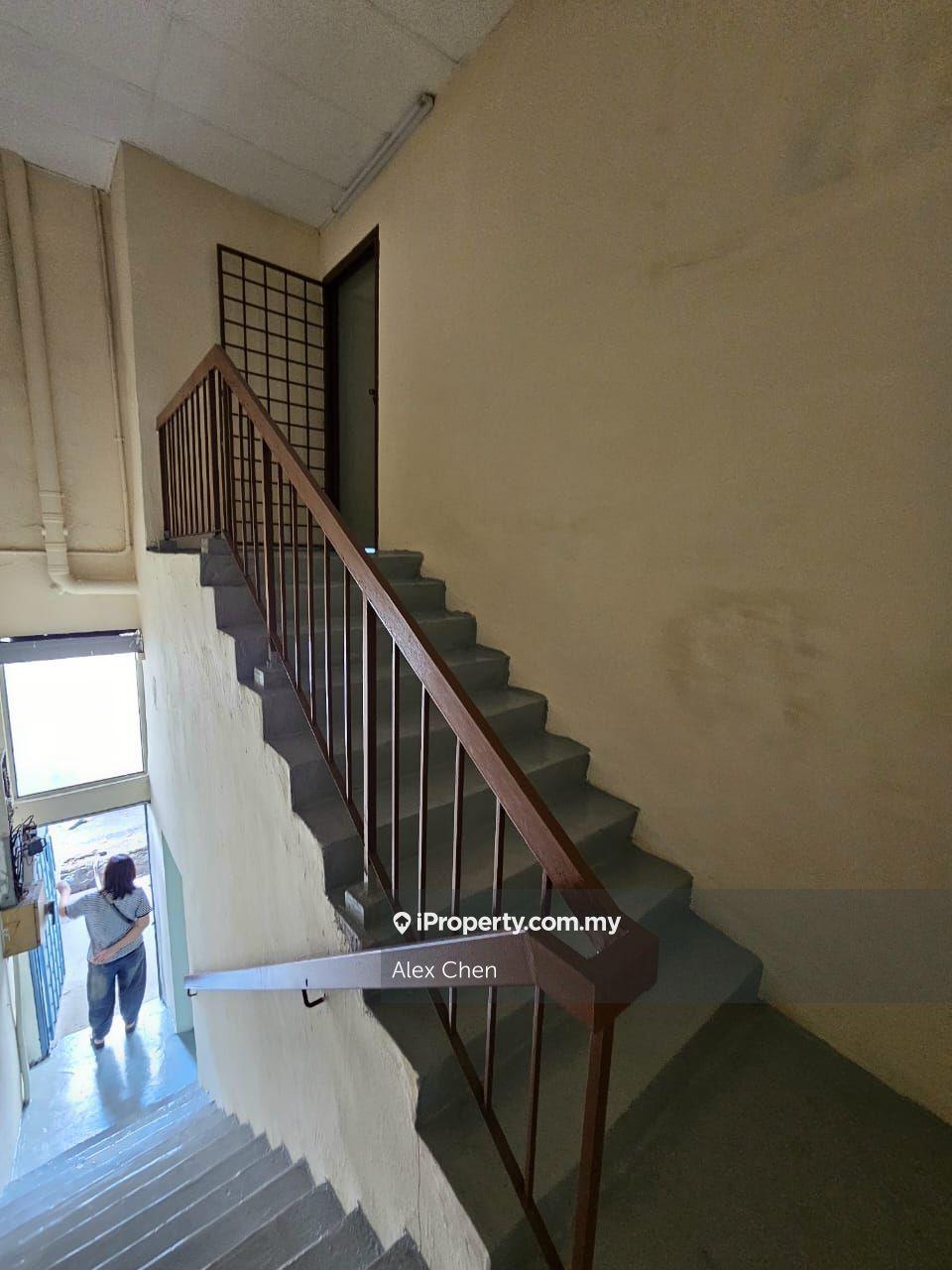 Kilang Teres untuk Disewa di Pusat Perindustrian Sungai Chua, Kajang oleh Alex Chen - iProperty.com.my