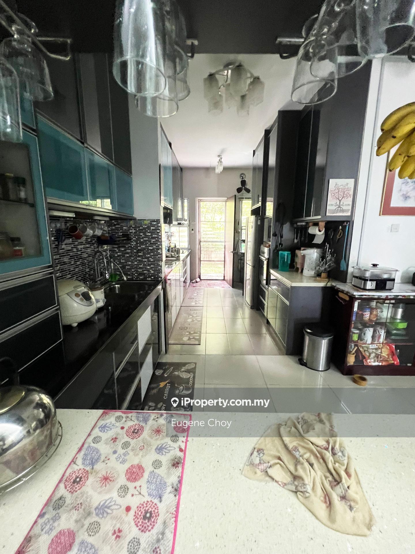 Semi-Detached House for Sale in Cahaya Villa, Seri Kembangan by Eugene Choy - iProperty.com.my