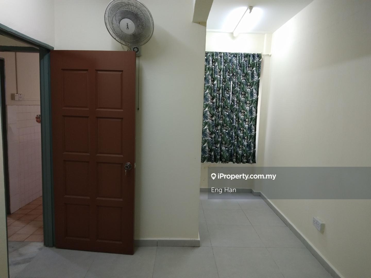 Rumah Pangsa untuk Dijual di Kuchai Entrepreneurs Park oleh Eng Han - iProperty.com.my