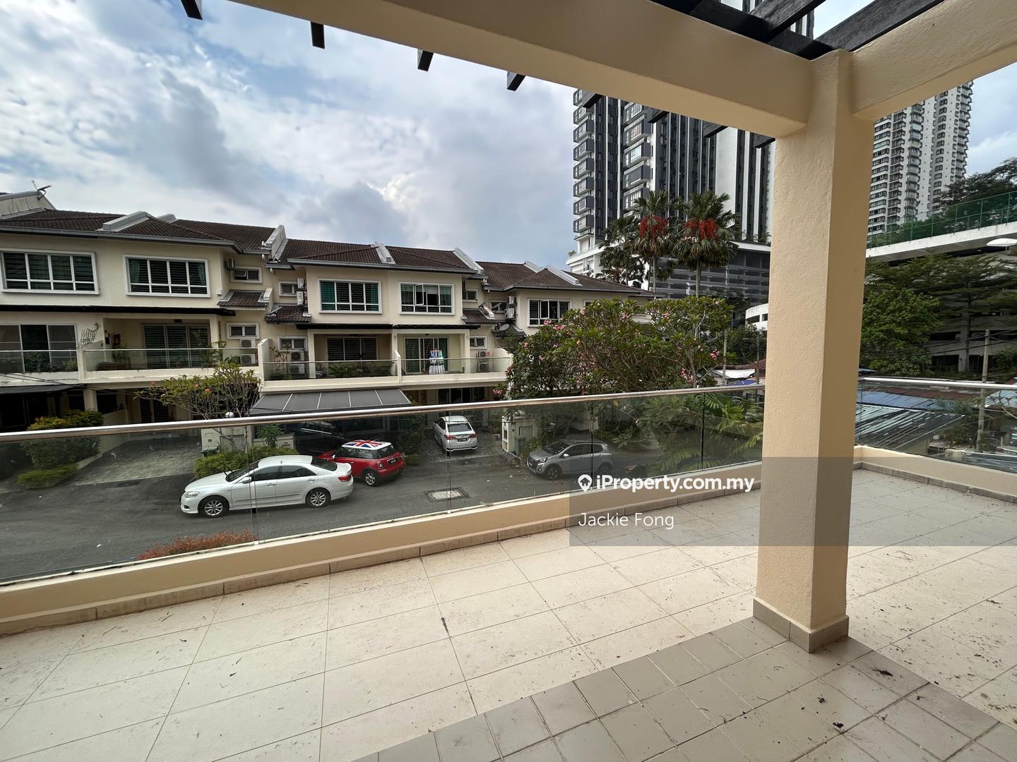 Rumah Berangkai 3 Tingkat untuk Dijual di Mont Kiara, Kuala Lumpur oleh Jackie Fong - iProperty.com.my